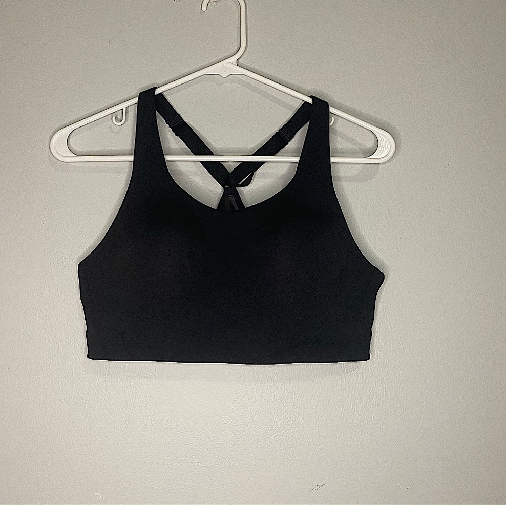 Athleta Black Advance Sports Bra 36C